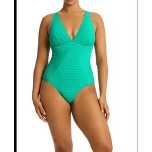 Sea Level Australia Womens Capri Panel Line One-Piece, Green Size 10